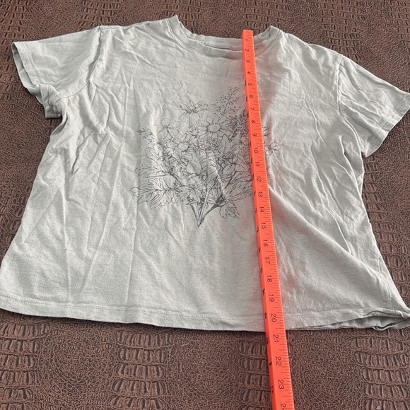 Doe Green short sleeve Floral Crew Neck t-shirt size medium - Picture 3 of 6